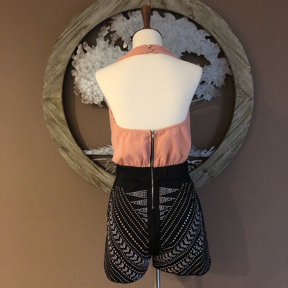 🆕❗️Last 2❗️Blush Embellished Romper 🖤 - Picture 5 of 6